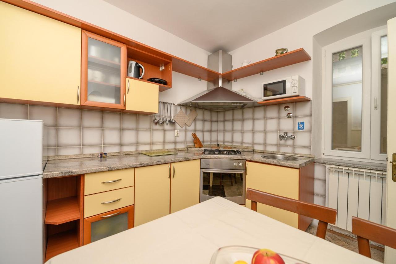 Apartmani Loreta Малий Лошинь Екстер'єр фото